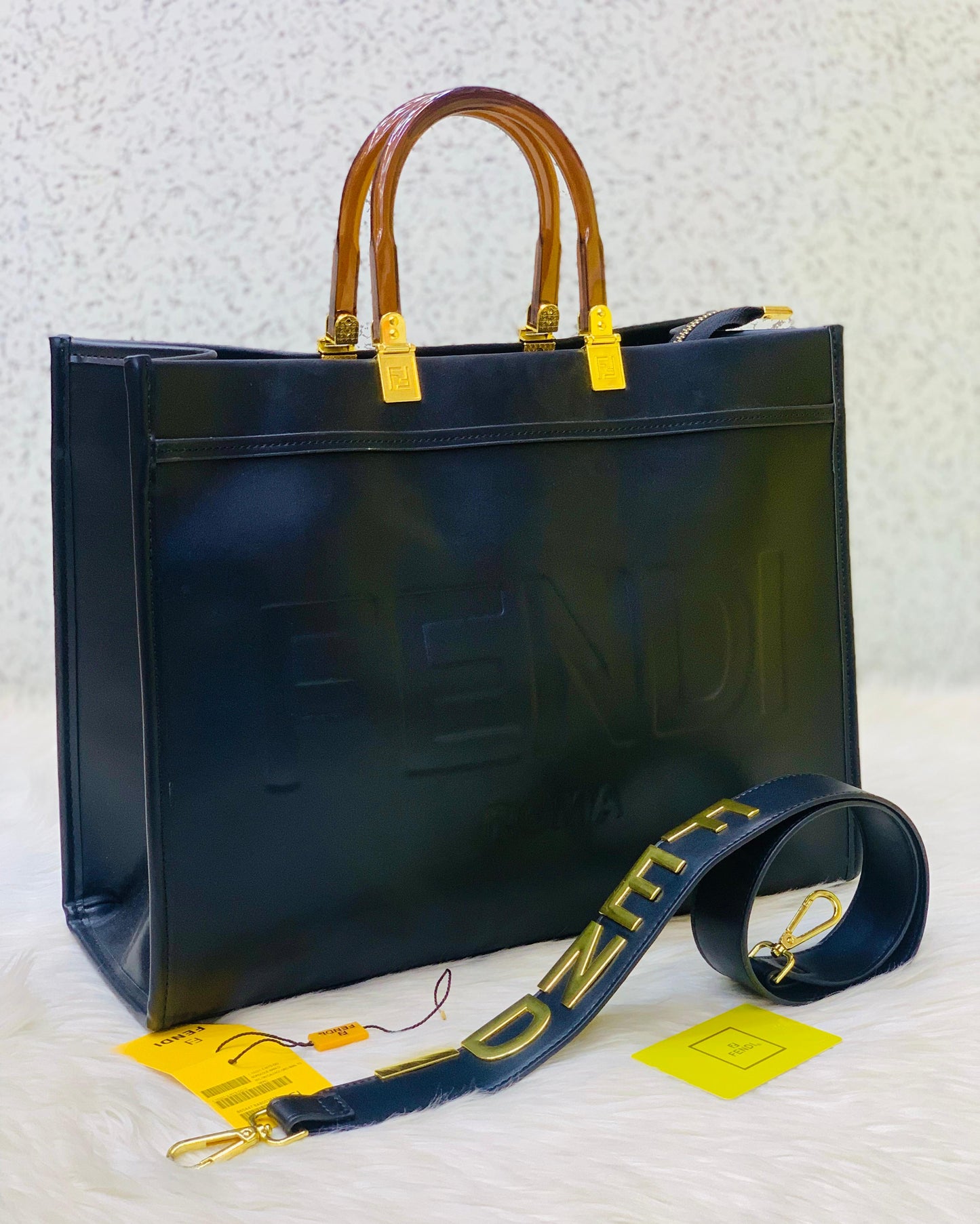 FEDI BRAND OFFICAL MODEL PRIMUM QUALITY