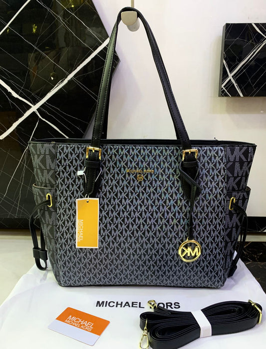 M-K-HANDS BAGS