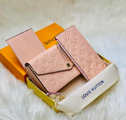 LV-CROSSBODY-BAG 1