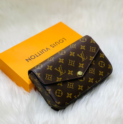 LV-CROSSBODY-BAG 1