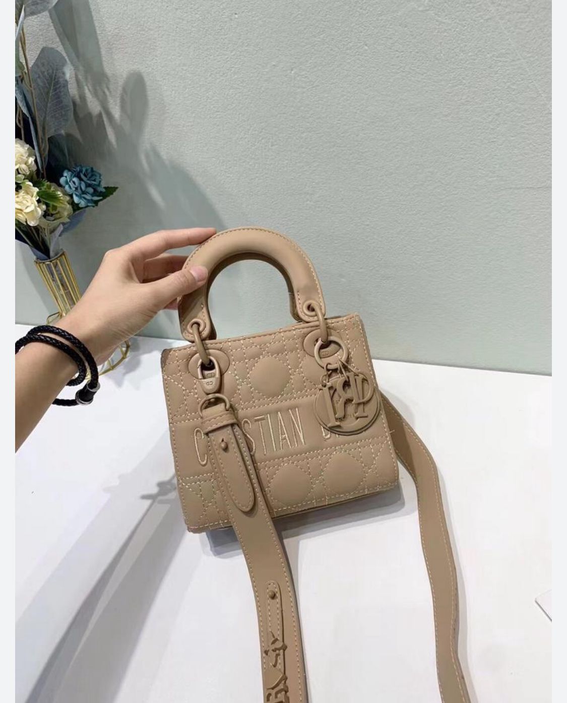 CD-HAND-BAG 2