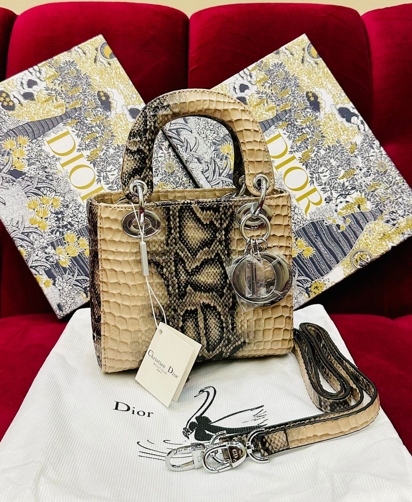 CD-HAND-BAG 1