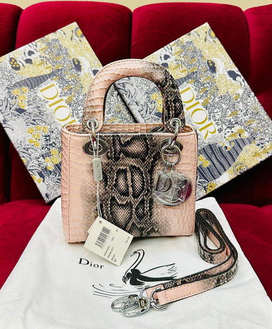 CD-HAND-BAG 1