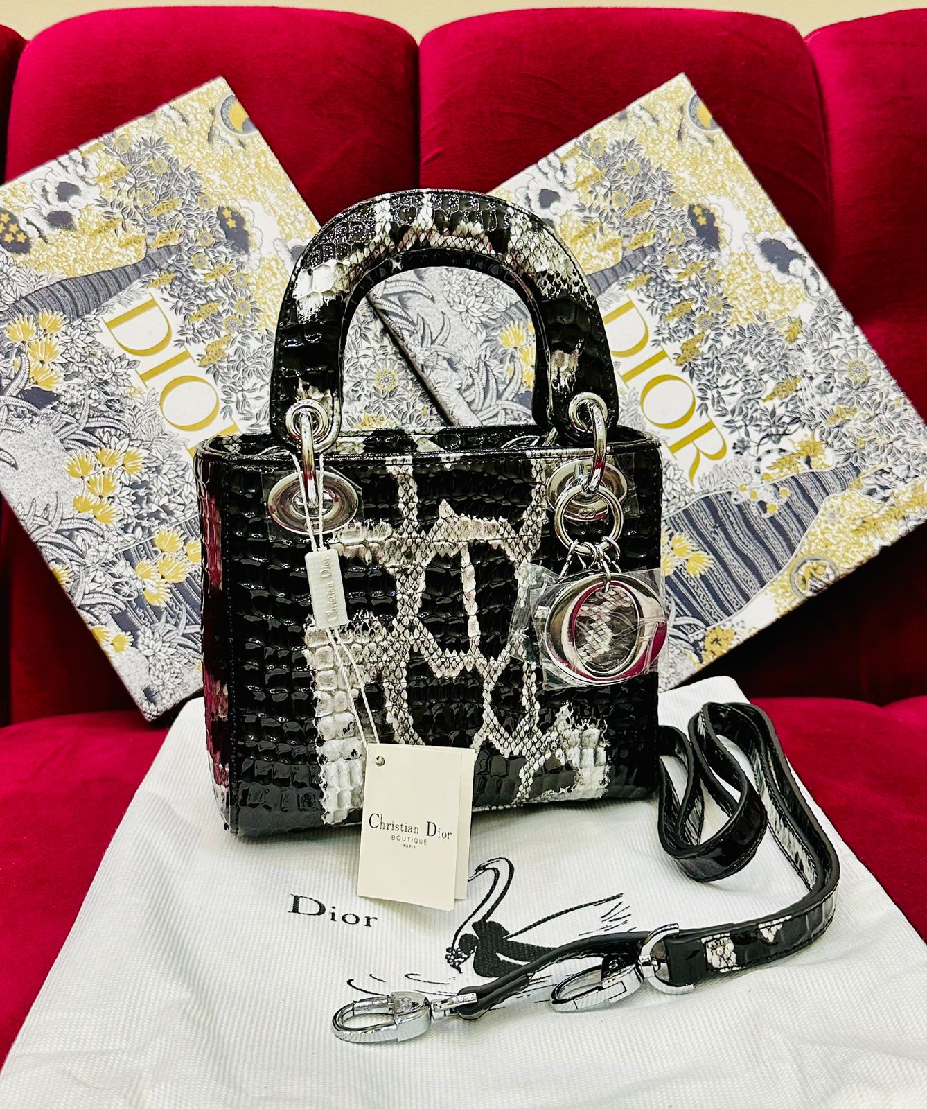 CD-HAND-BAG 1
