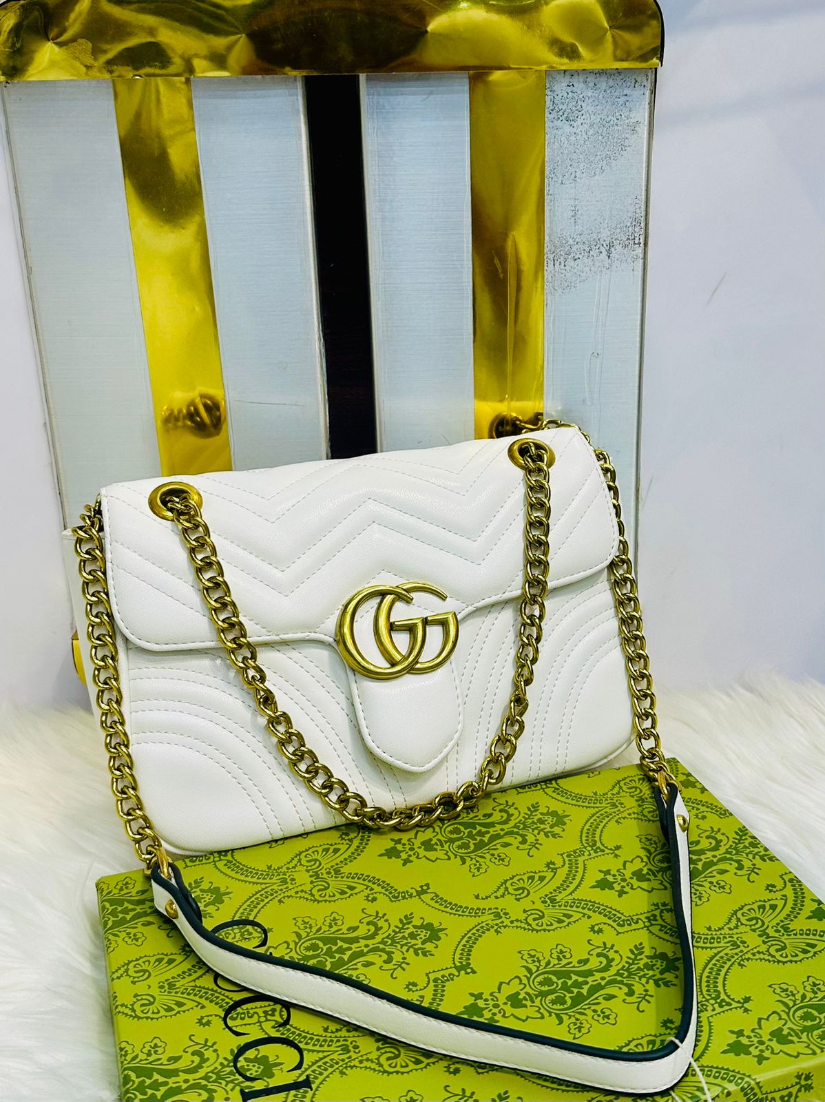GC-CROSSBODY-BAG 1