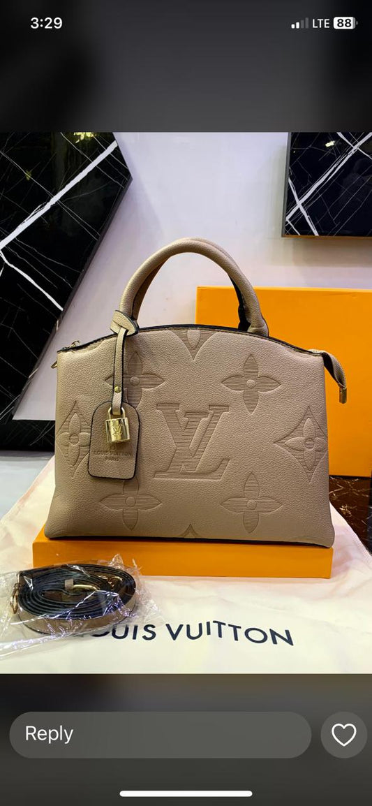 LV-HAND-BAG 2