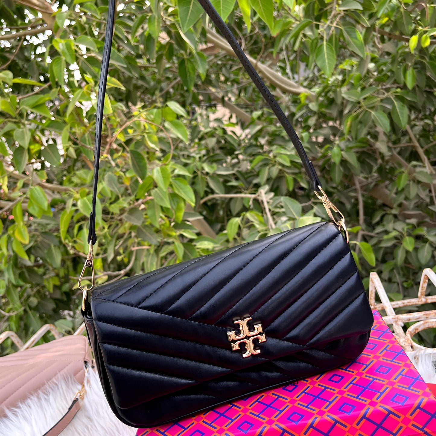 TB-SHOULDER-BAG 1